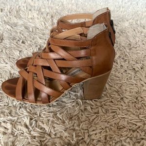 Steve Madden Size 7 Tan Open Toe Bootie